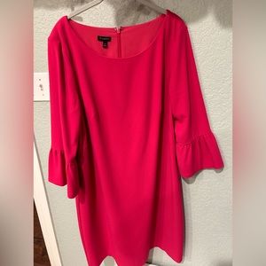 Crepe flared sleeve dress